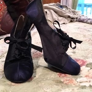 Madden Girl ribbon tie silk heels size 7.5